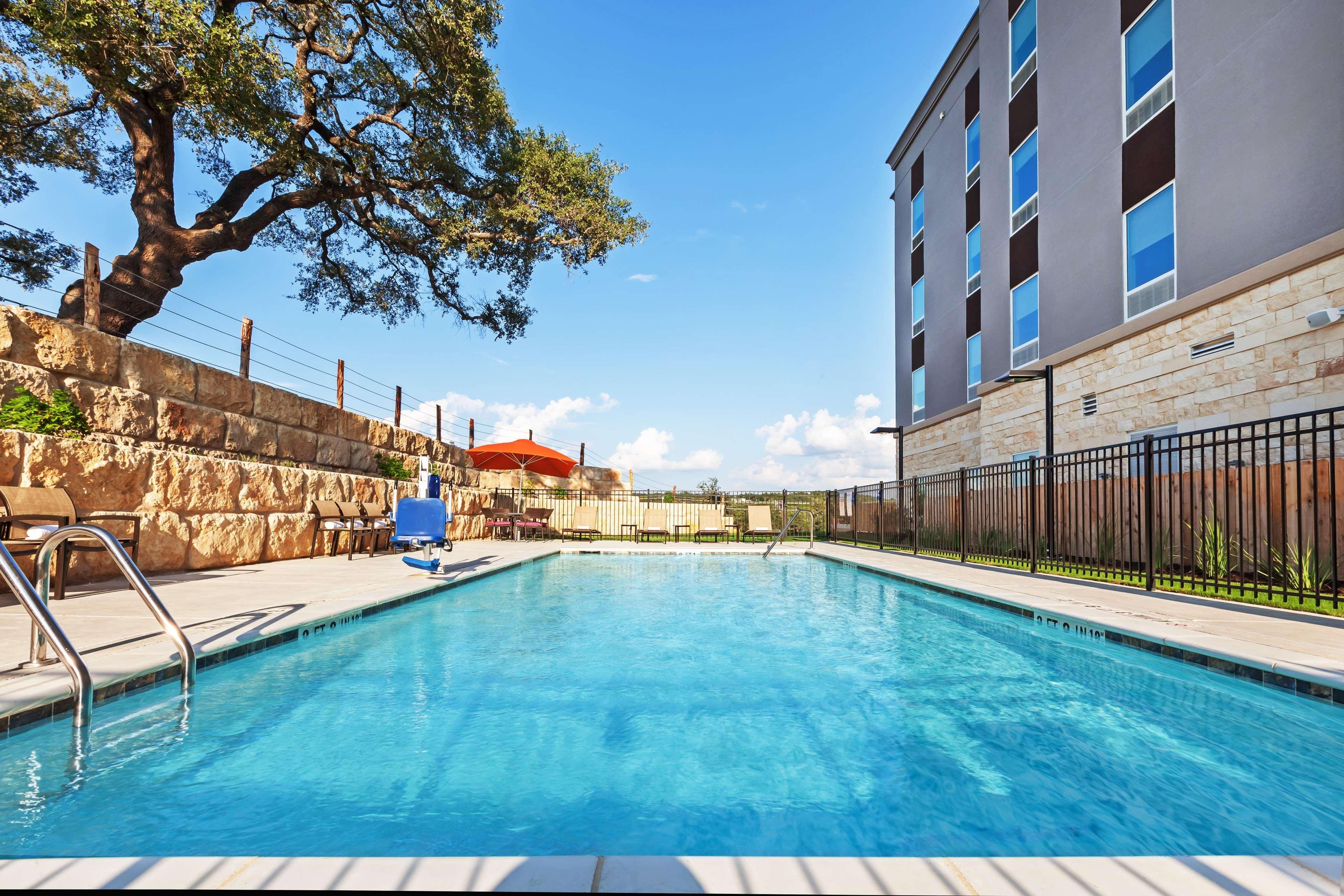 Hampton Inn By Hilton Bulverde Texas Hill Country Εξωτερικό φωτογραφία